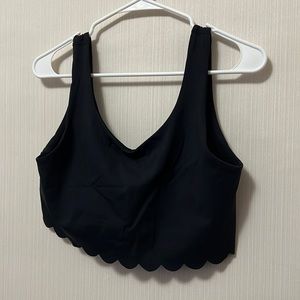 BRAND NEW Offline by aerie Scallop Sports Bra